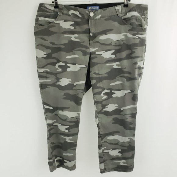 Democracy Ab Solution Jeans Cropped Size 24W Camo Stretch Waist 26" Inseam - Picture 1 of 8